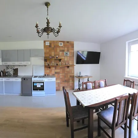 بيت للعطل Mazury Apartament/dom Z Ogrodkiem Caloroczny Przy Jeziorze *