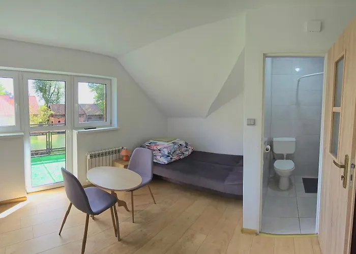 Mazury Apartament/dom Z Ogrodkiem Caloroczny Przy Jeziorze Holiday home *