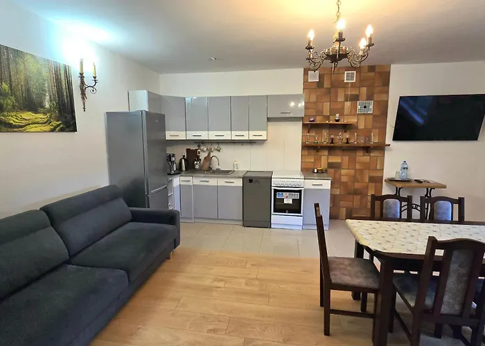 Mazury Apartament/dom Z Ogrodkiem Caloroczny Przy Jeziorze Holiday home *